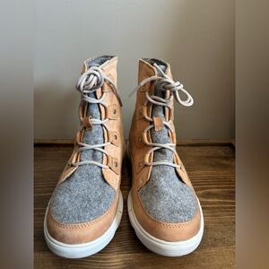 Sorel Tan and Gray High-Top Sneakers